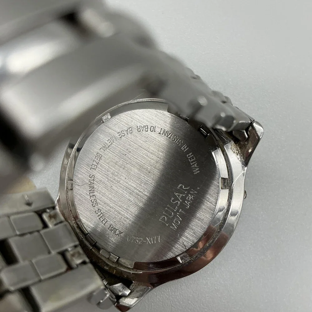 Pulsar Men Watch 40mm White Dial Silver Tone Bracelet Date V732-X177 New Batt 7